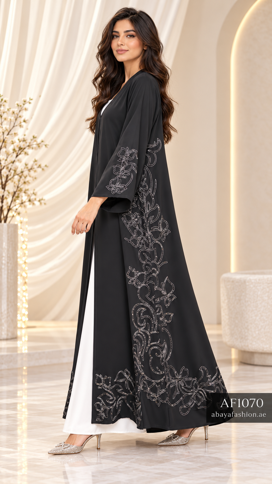 Floral Scroll Border Open Abaya - AF1070 - Black - View 2
